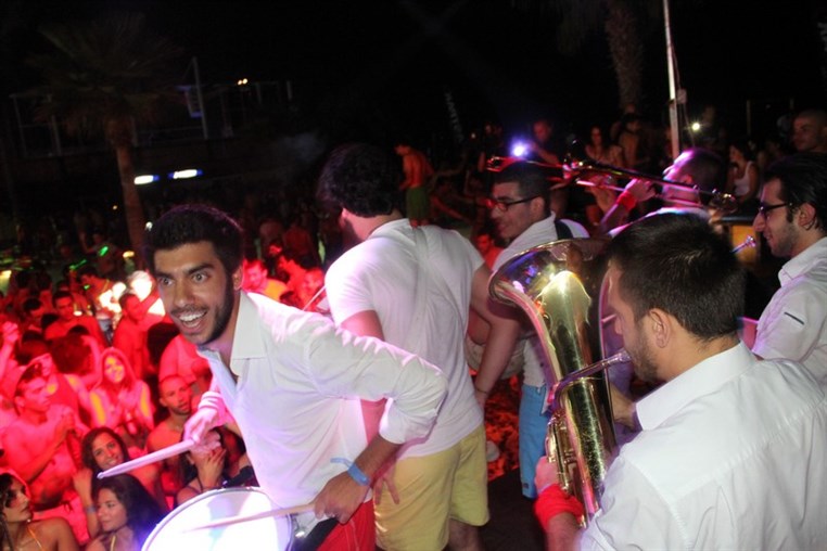 Lebanon Largest FOAM Party 3 (1)
